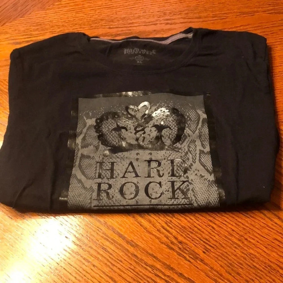 Hard Rock Culture St. Maarten Tee Shirt - Picture 4 of 5
